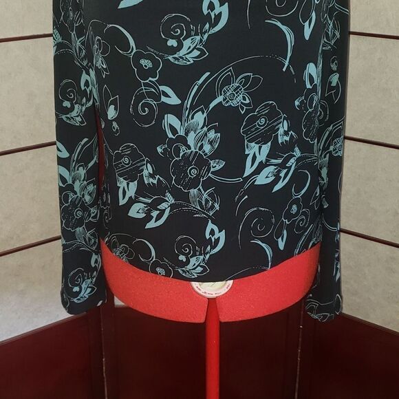 Merona XL Black/Blue Floral Scoop Neck Blouse - Picture 3 of 8